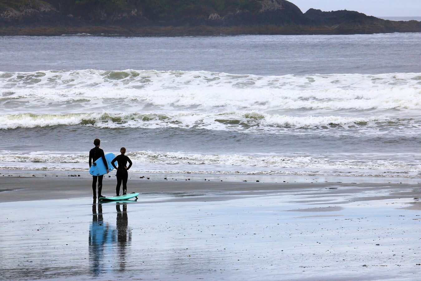 Cox Bay surf beach near Tofino, Vancouver Island