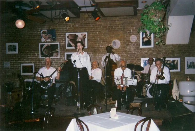 Live Music & Jazz Bars