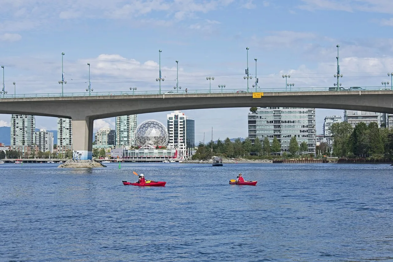 Vancouver with Kids: Best Attractions, Beaches & Rainy-Day Ideas