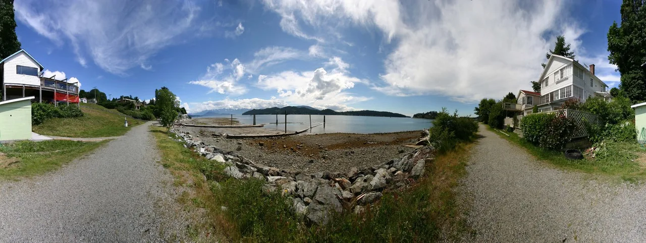 Tin Hat Mountain Hike: Sunshine Coast Trail Day Trip (2026)