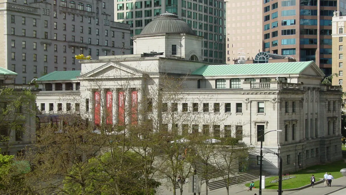 Vancouver Art Gallery steps, Downtown Vancouver — Vancouver filming location today