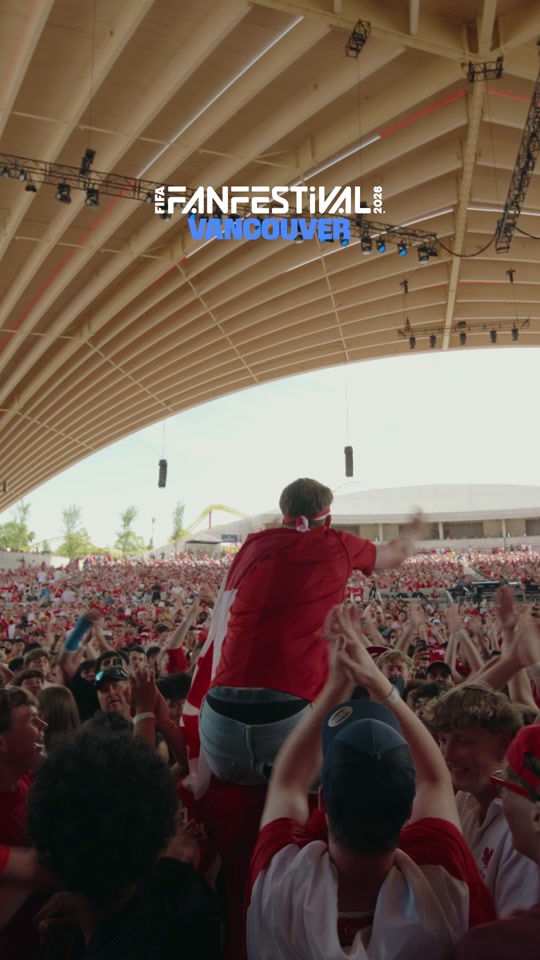 Win or lose, Canada fans bringing the en