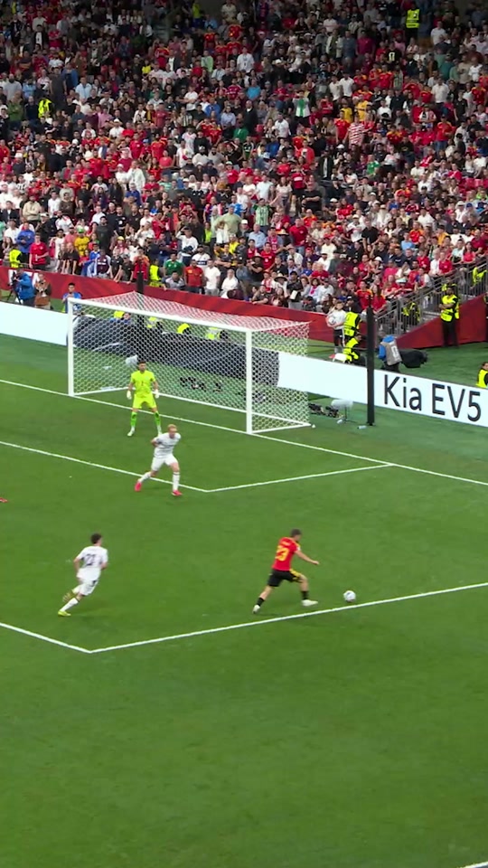 Romelu Lukaku, always there.  #FIFAWor