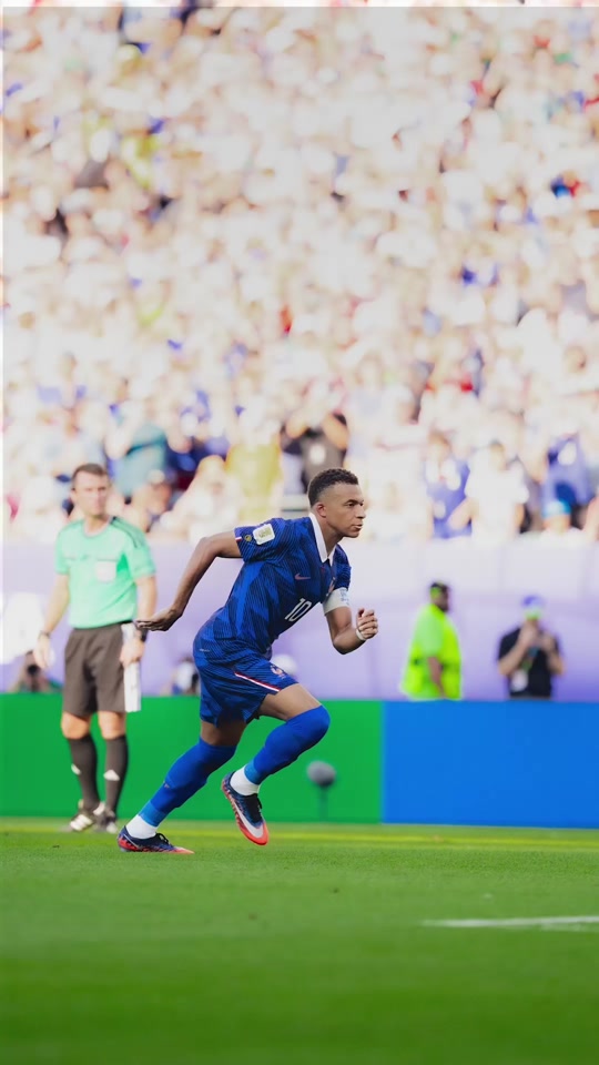 Mbappé delivers from the spot.  #FIFAWorldCup #C